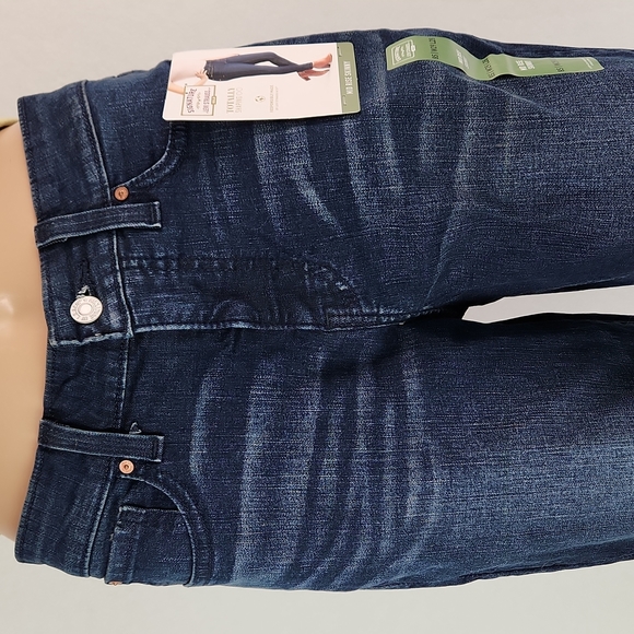 NWT Signature by Levi Strauss Mid Rise Skinny 29×28 Jeans, Flawless - Picture 3 of 17